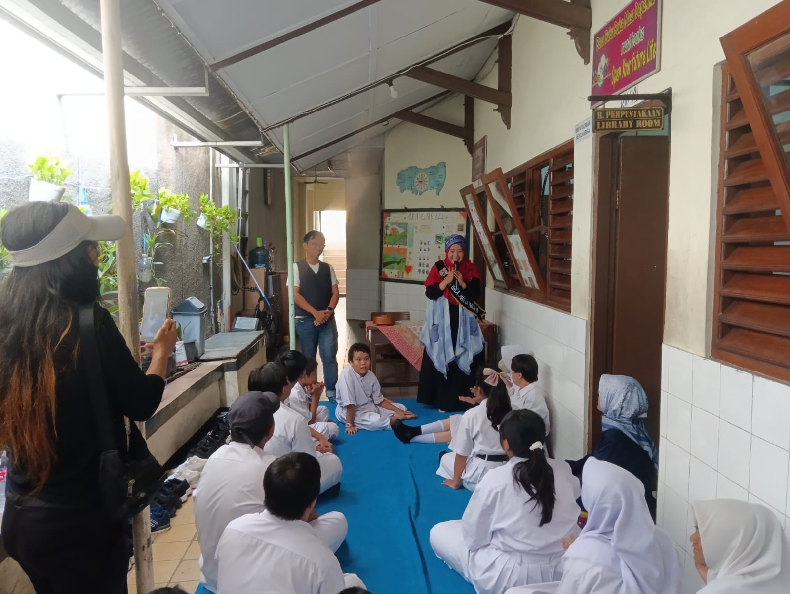 Jelajah Literasi Bersama Duta Baca Jakarta Timur : Dongeng Inklusi Di SLB-C Sinar Kasih